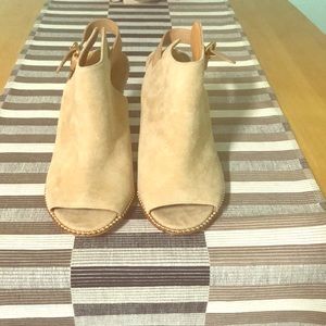 Coach sling back peep toe shoes